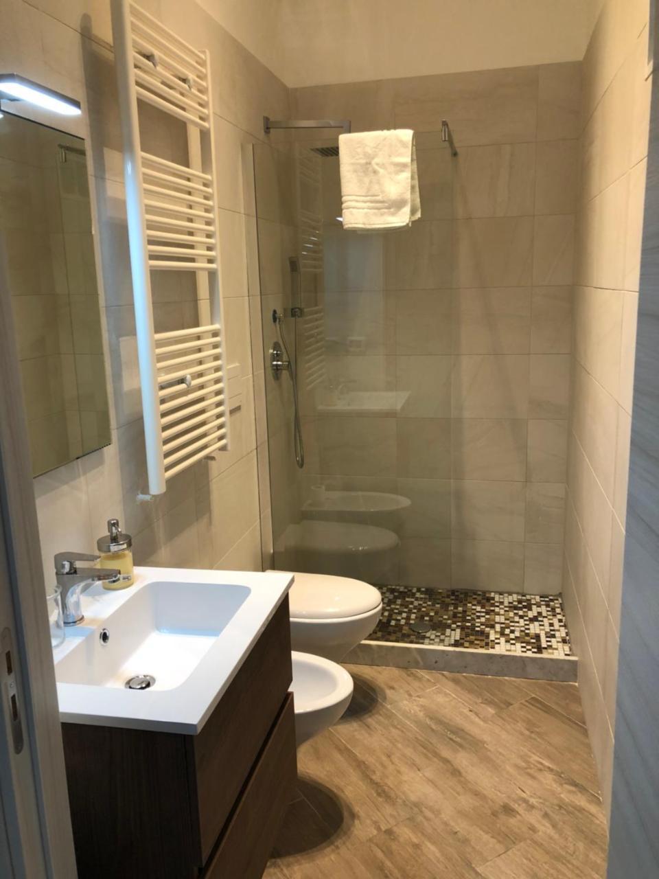 Elena Rooms Taranto Eksteriør billede